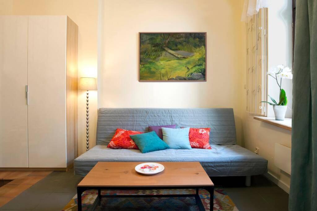 Supercute Mini House In The Center Apartment